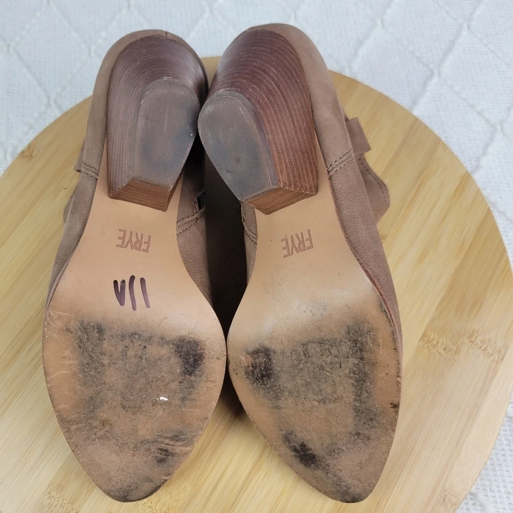 Frye excellent leather